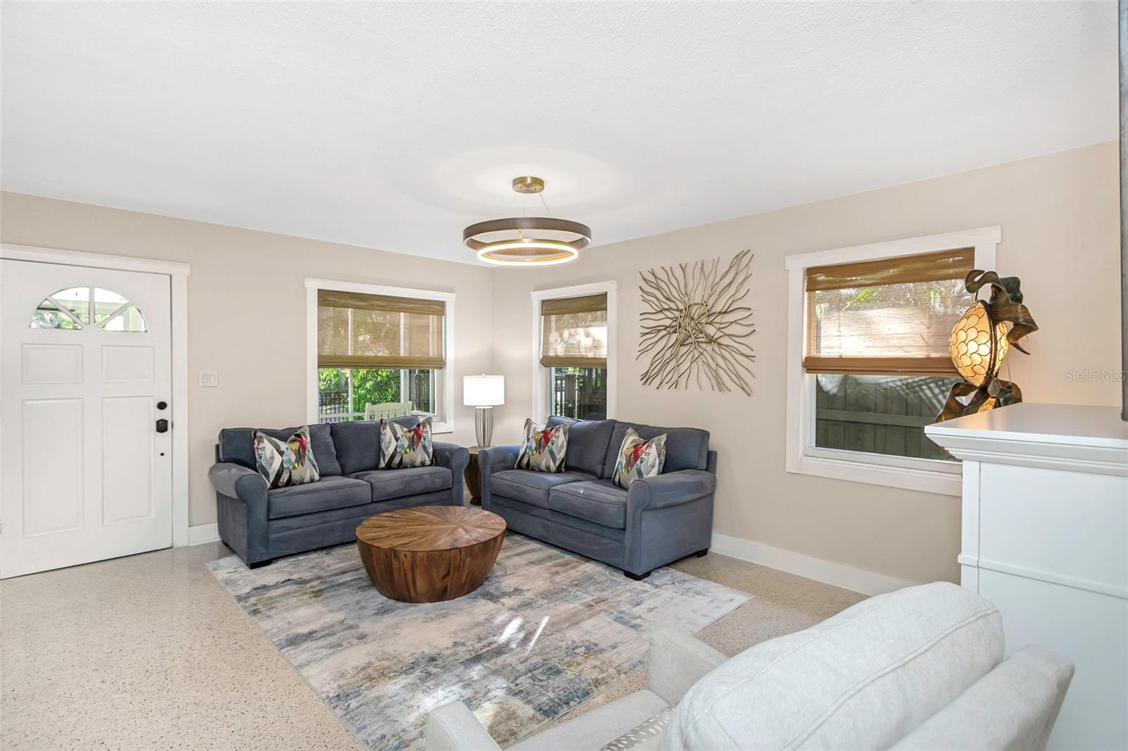 116 READ ST, TARPON SPRINGS, FL, 34689