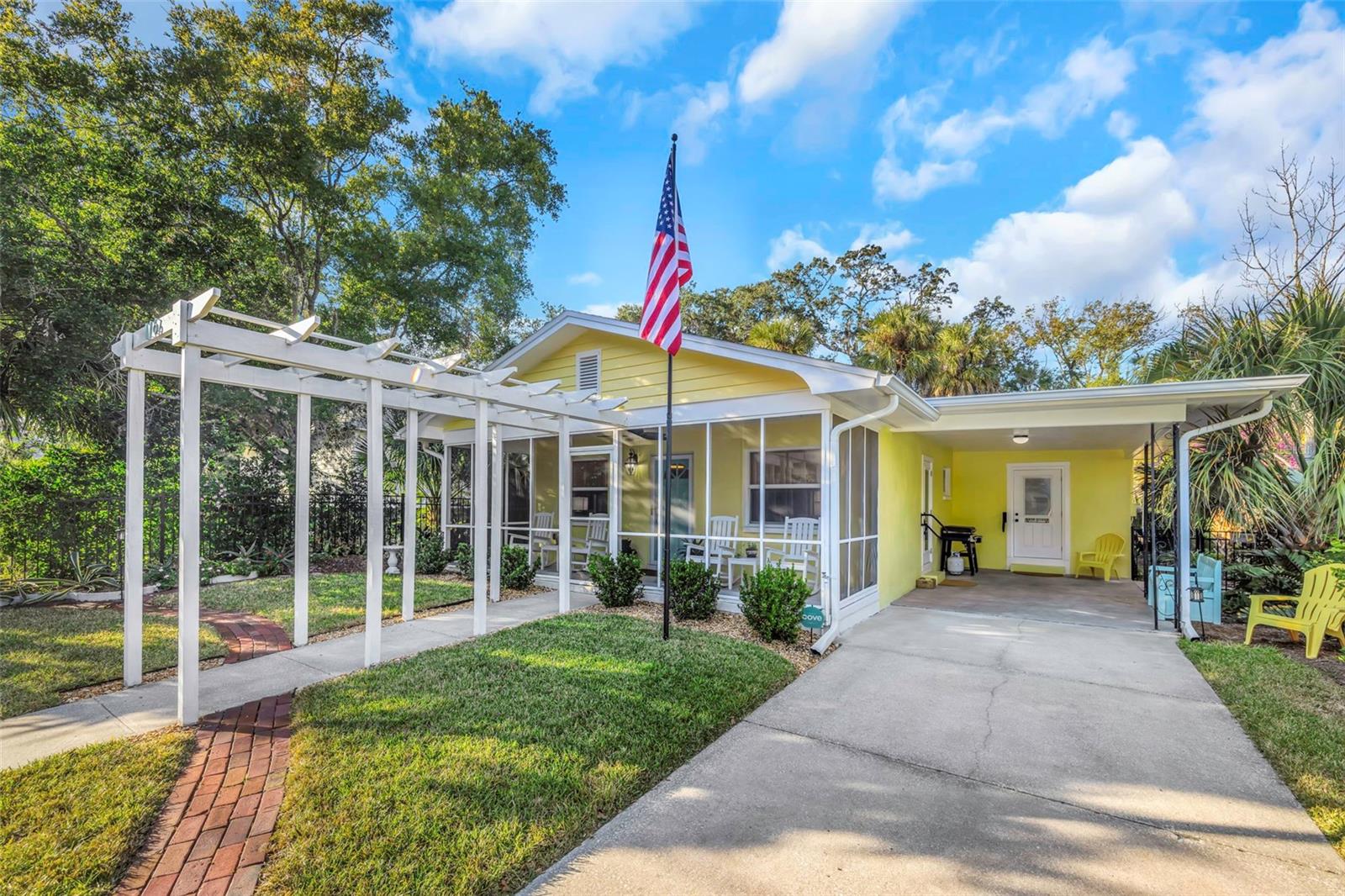 116 READ ST, TARPON SPRINGS, FL, 34689