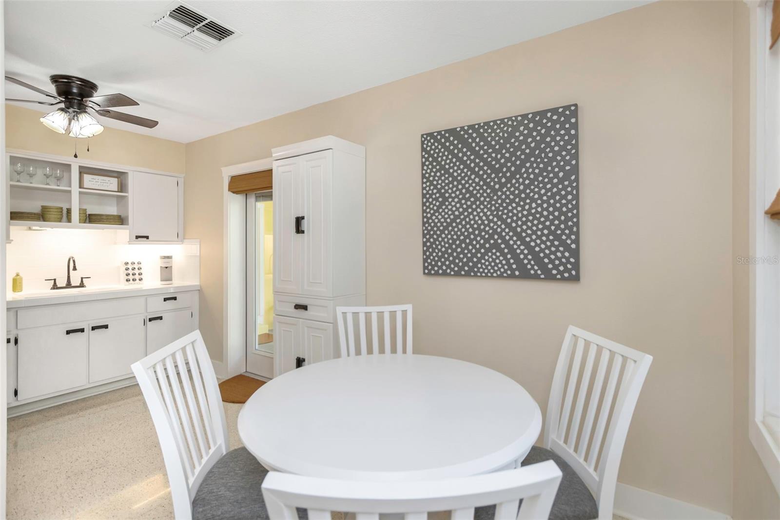 116 READ ST, TARPON SPRINGS, FL, 34689