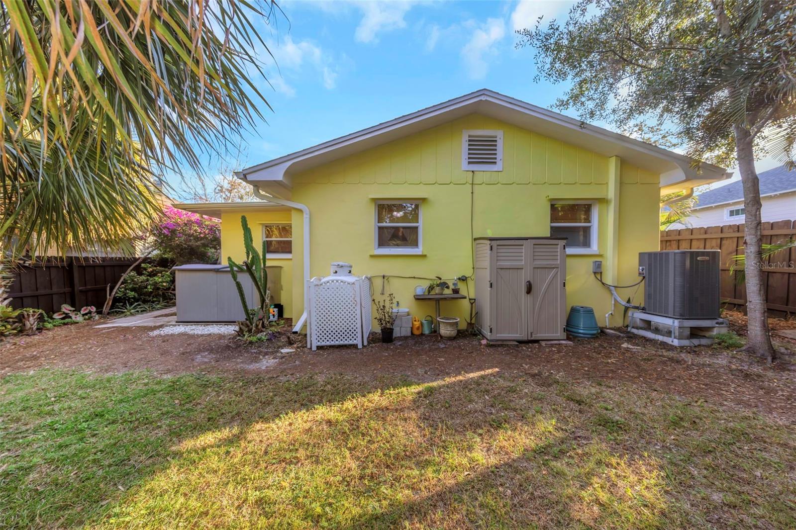 116 READ ST, TARPON SPRINGS, FL, 34689