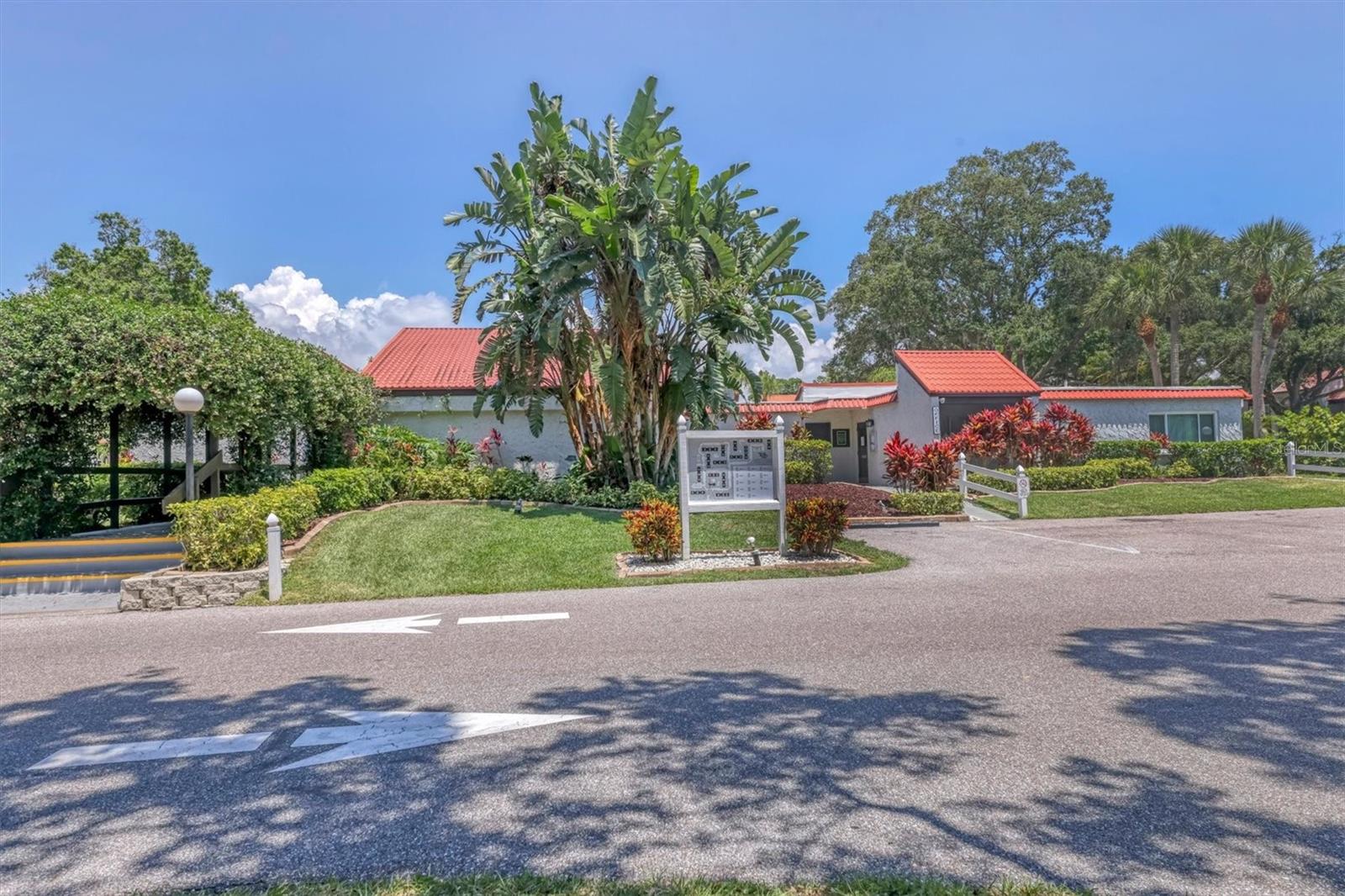3217 BENEVA RD #102, SARASOTA, FL, 34232