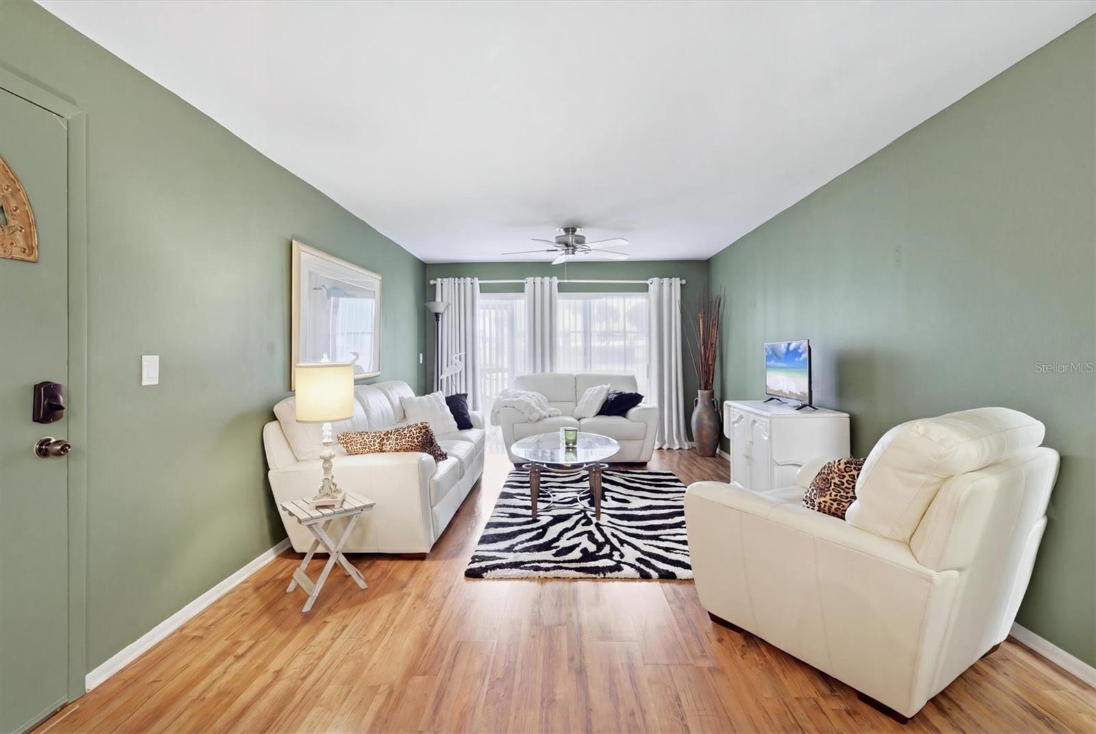 3217 BENEVA RD #102, SARASOTA, FL, 34232