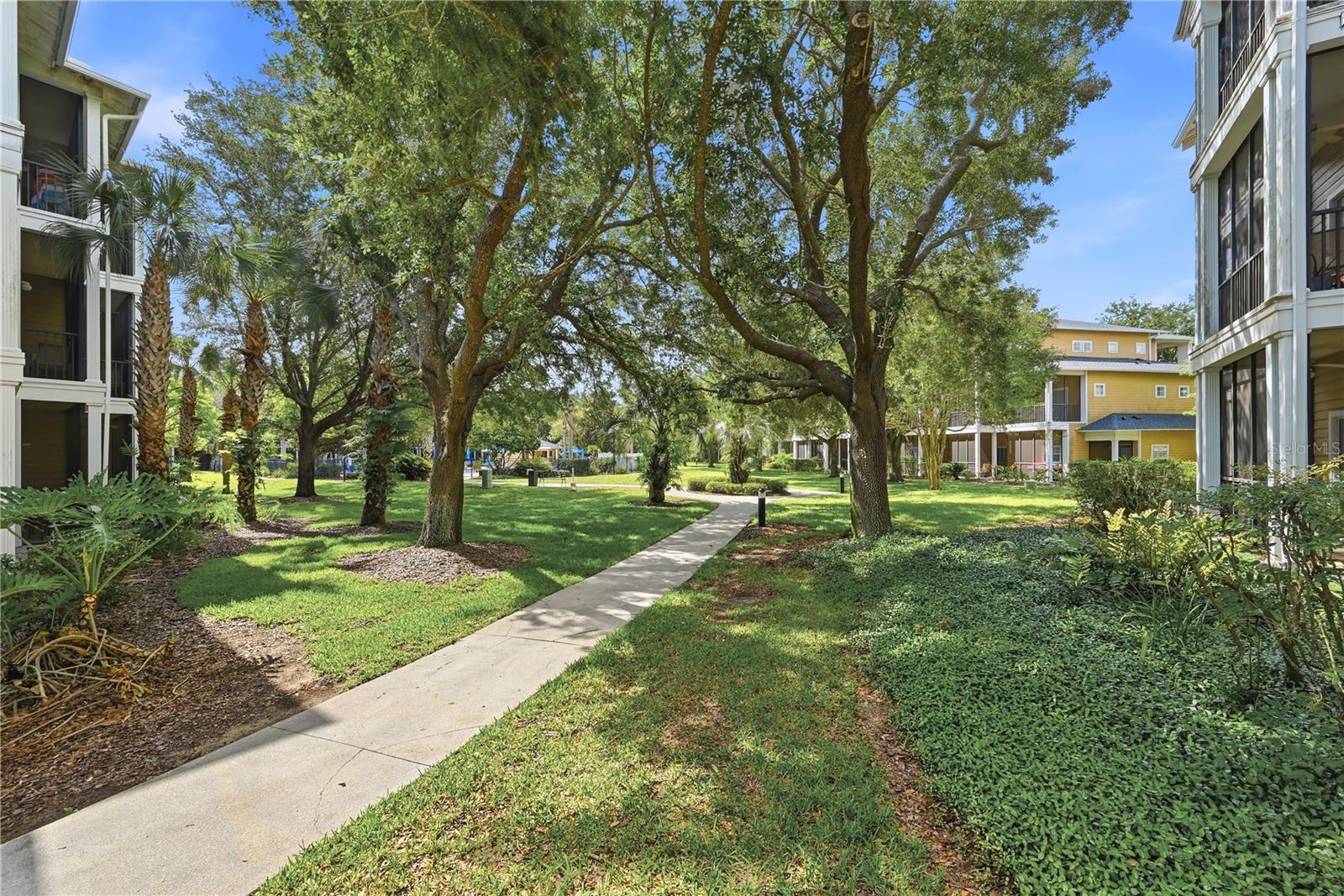 102 RUM RUN #37-102, DAVENPORT, FL, 33897