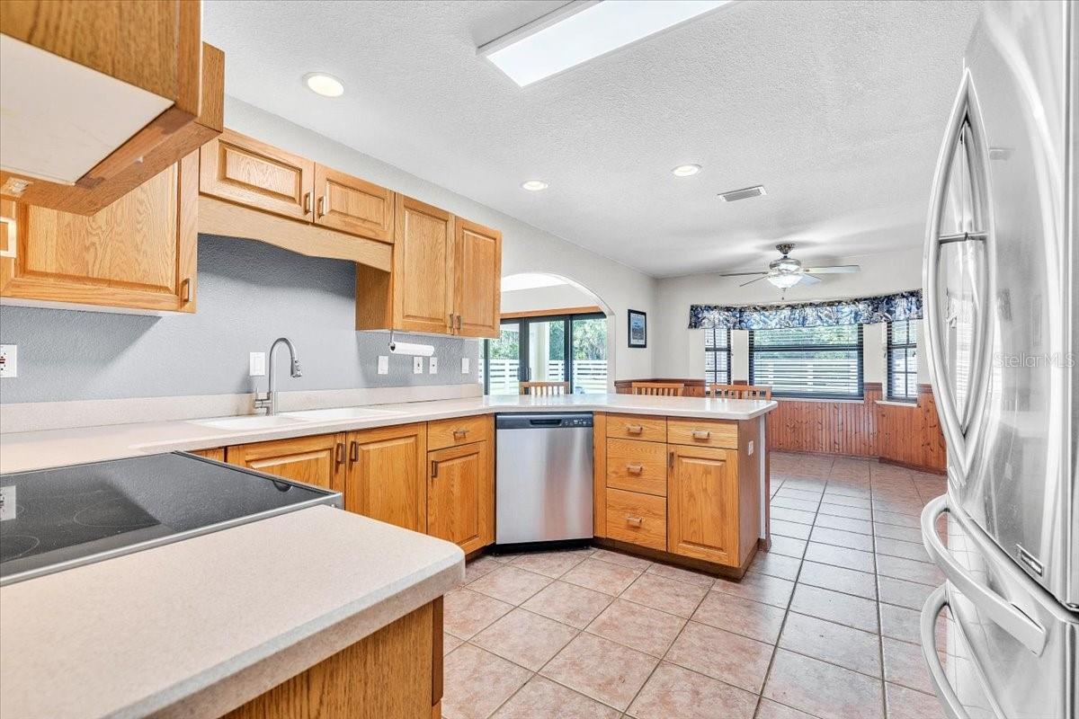 1383 TROPICAIRE BLVD, NORTH PORT, FL, 34286