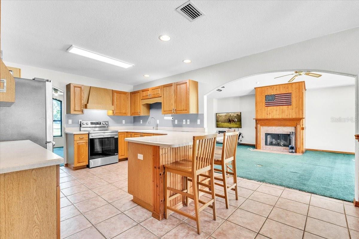 1383 TROPICAIRE BLVD, NORTH PORT, FL, 34286