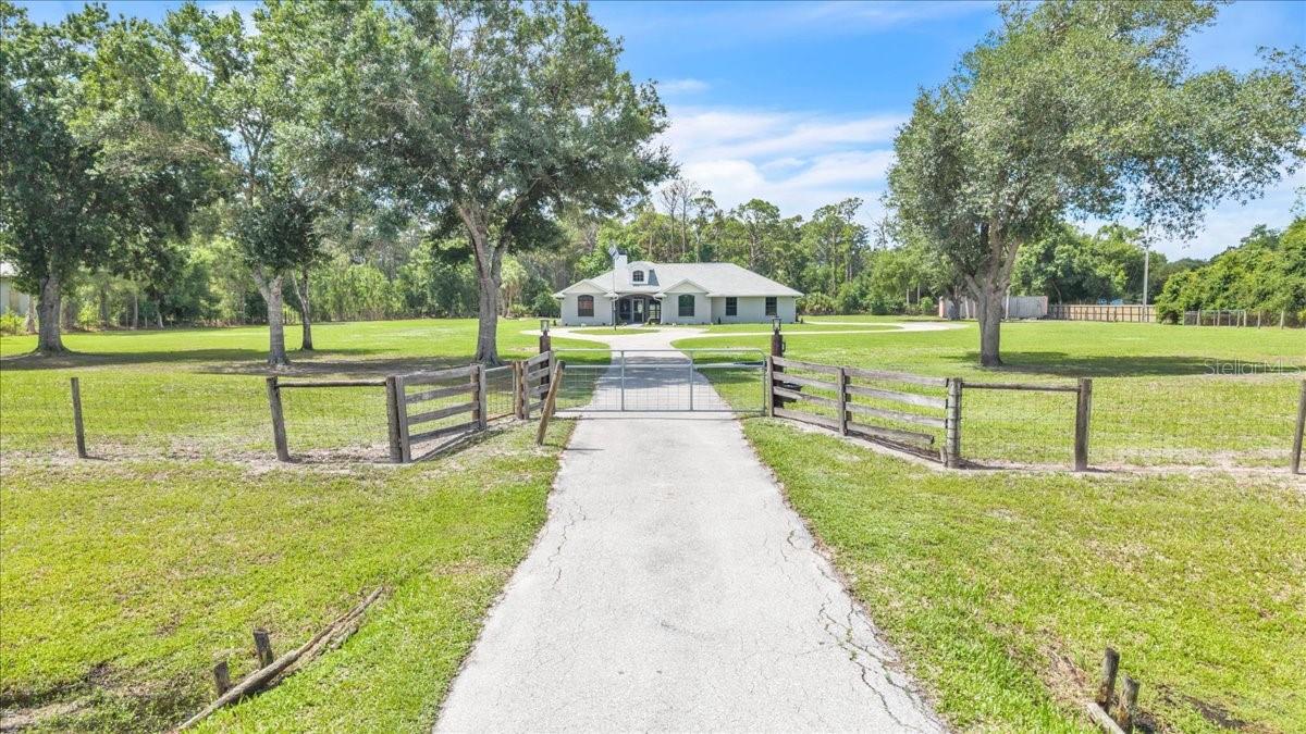1383 TROPICAIRE BLVD, NORTH PORT, FL, 34286