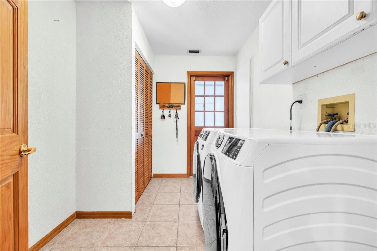 1383 TROPICAIRE BLVD, NORTH PORT, FL, 34286