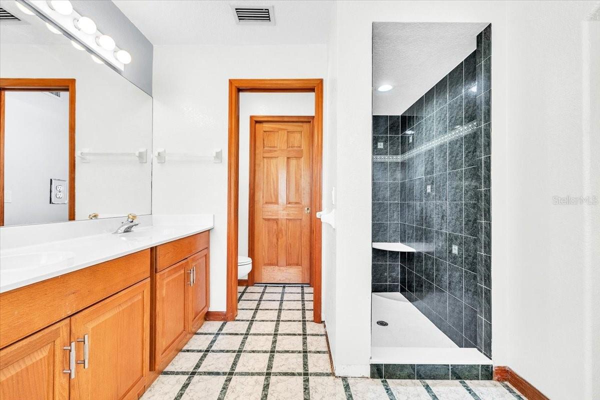 1383 TROPICAIRE BLVD, NORTH PORT, FL, 34286