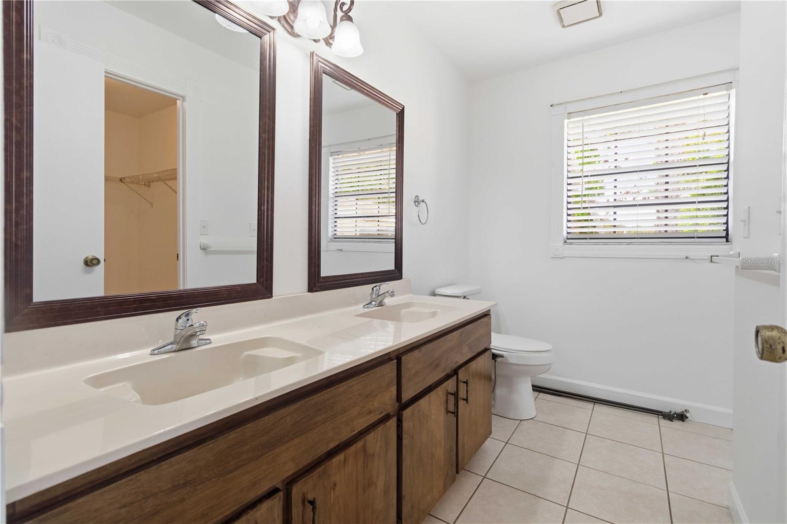 2595 WHITE OAK LN, TITUSVILLE, FL, 32780
