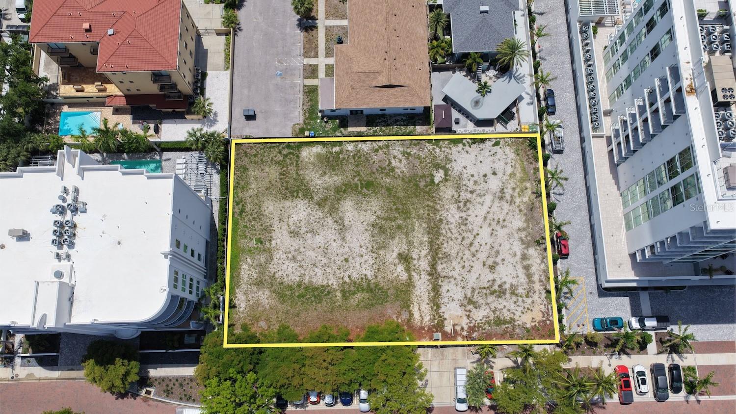 621 GOLDEN GATE PT, SARASOTA, FL, 34236