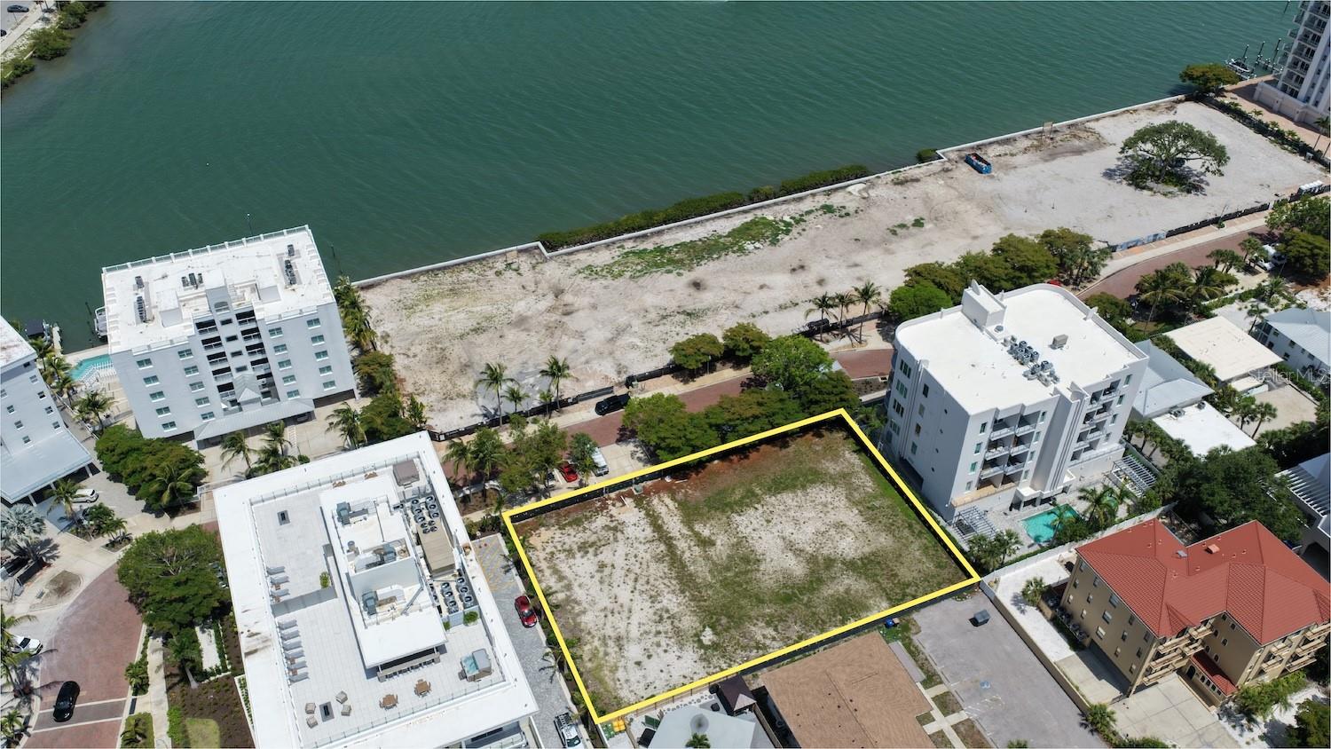 621 GOLDEN GATE PT, SARASOTA, FL, 34236