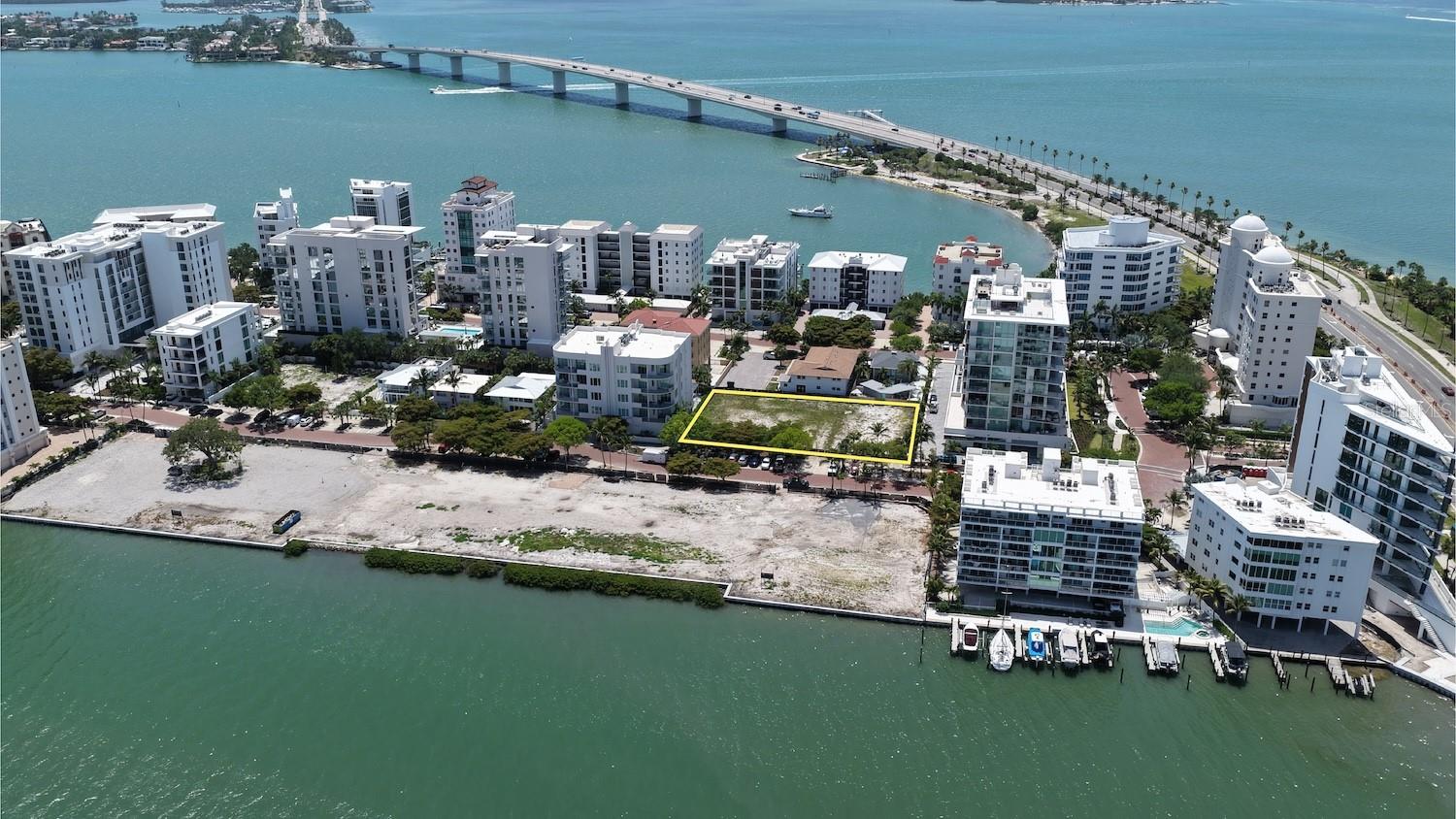 621 GOLDEN GATE PT, SARASOTA, FL, 34236