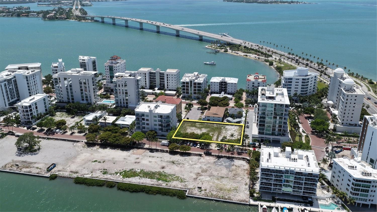 621 GOLDEN GATE PT, SARASOTA, FL, 34236