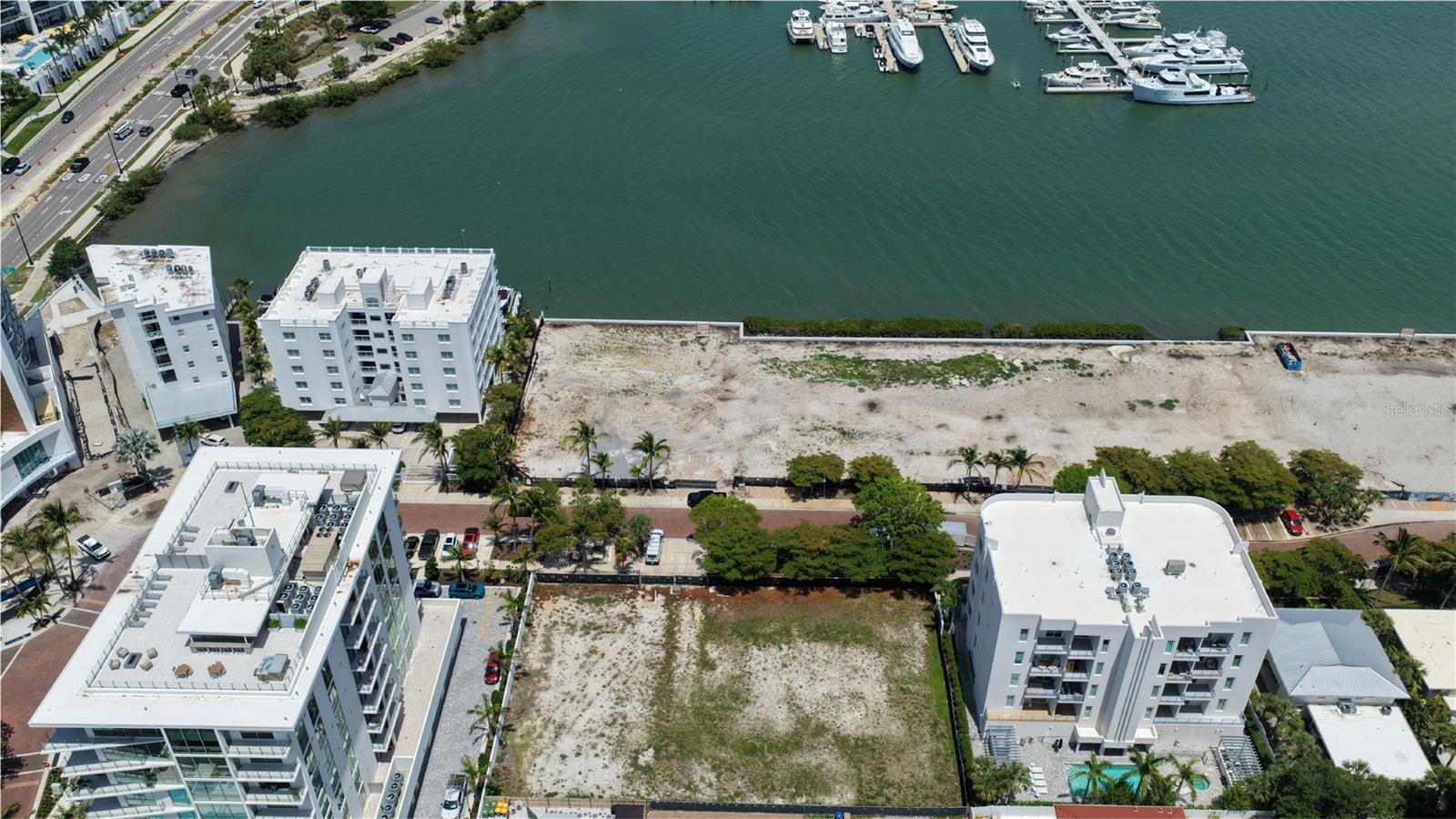 621 GOLDEN GATE PT, SARASOTA, FL, 34236