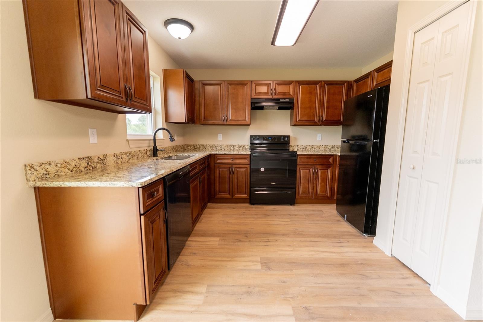 6472 NW 61ST AVE, OCALA, FL, 34482