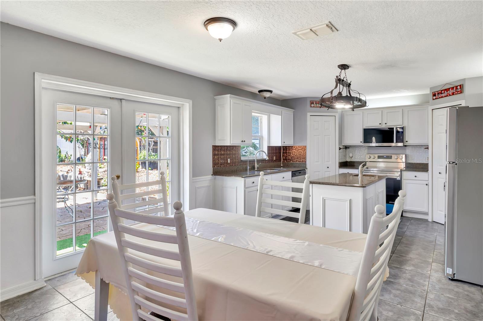 7642 PARK HILL AVE, LEESBURG, FL, 34748