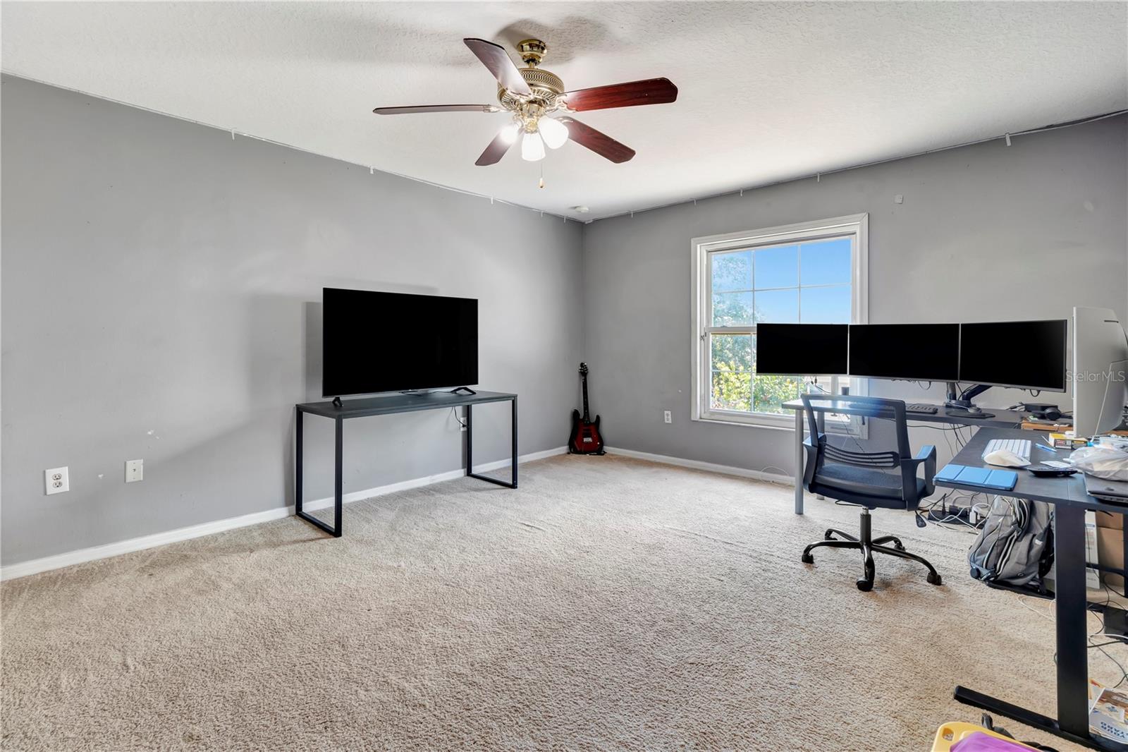 7642 PARK HILL AVE, LEESBURG, FL, 34748