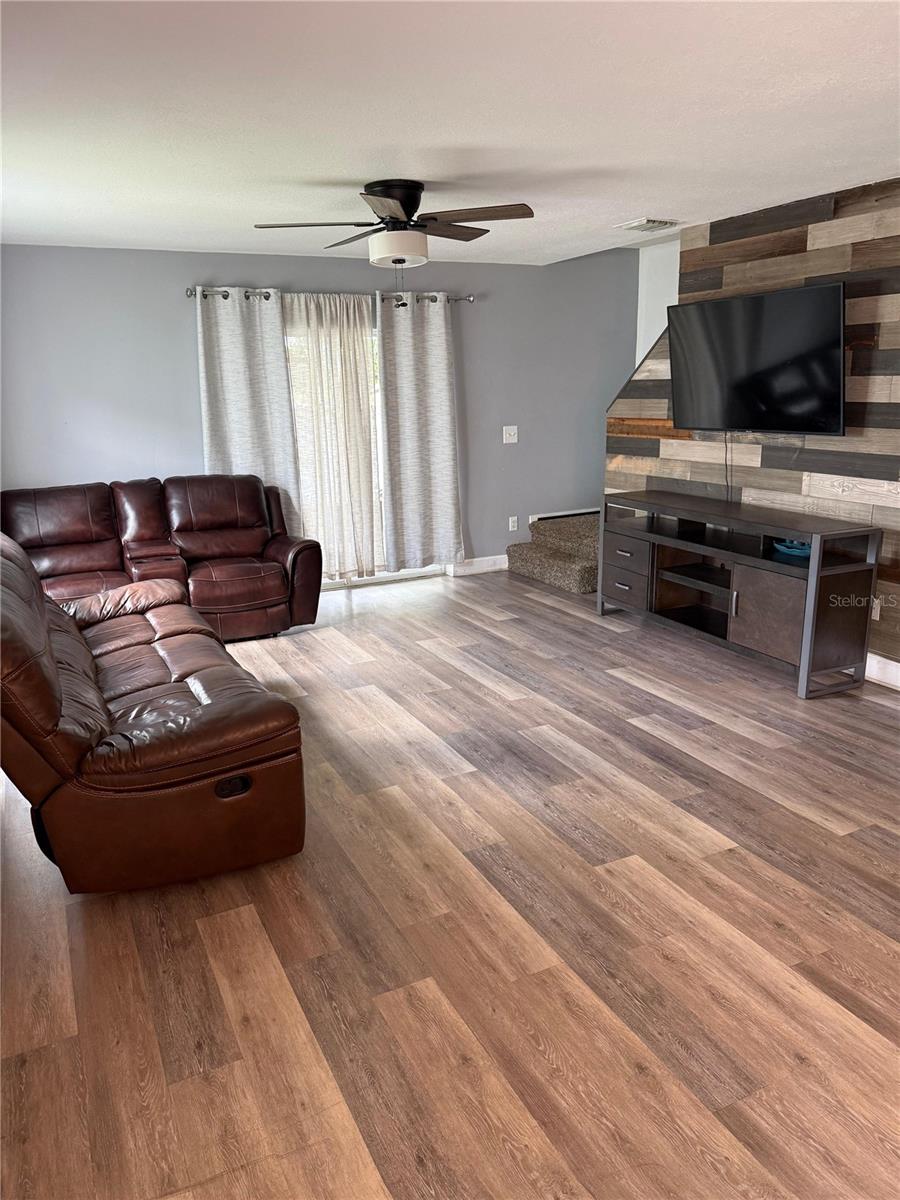2235 FLUORSHIRE DR, BRANDON, FL, 33511