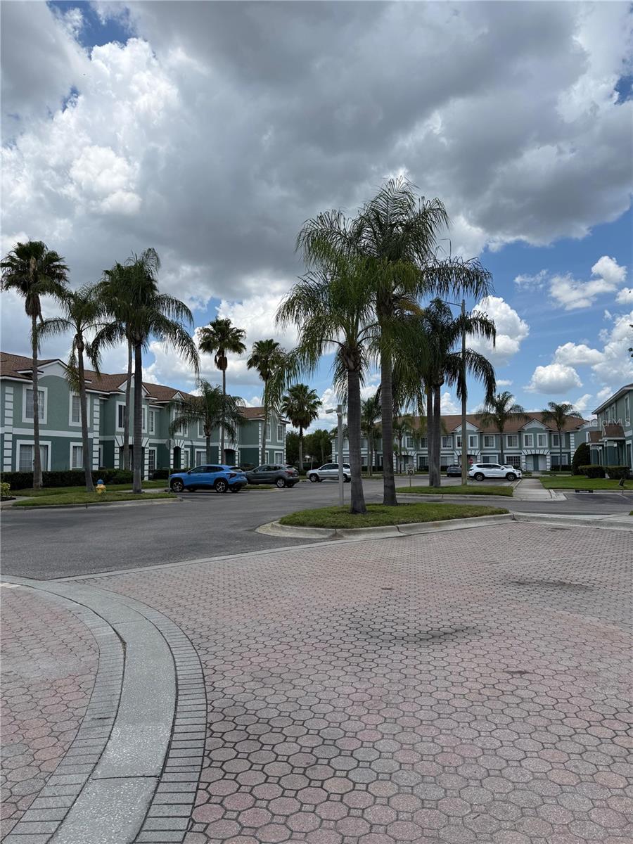 2235 FLUORSHIRE DR, BRANDON, FL, 33511