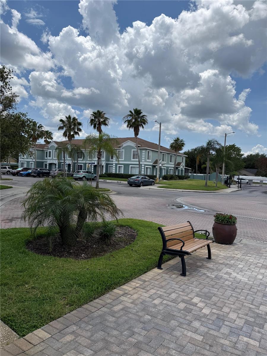 2235 FLUORSHIRE DR, BRANDON, FL, 33511