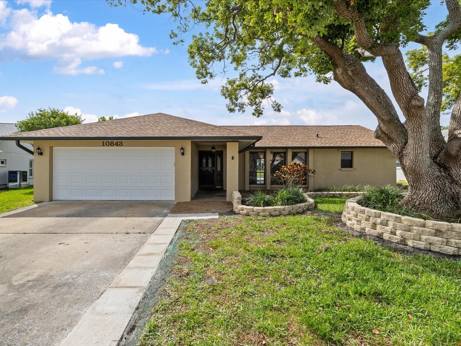 10843 HARBORSIDE DR, LARGO, FL, 33773