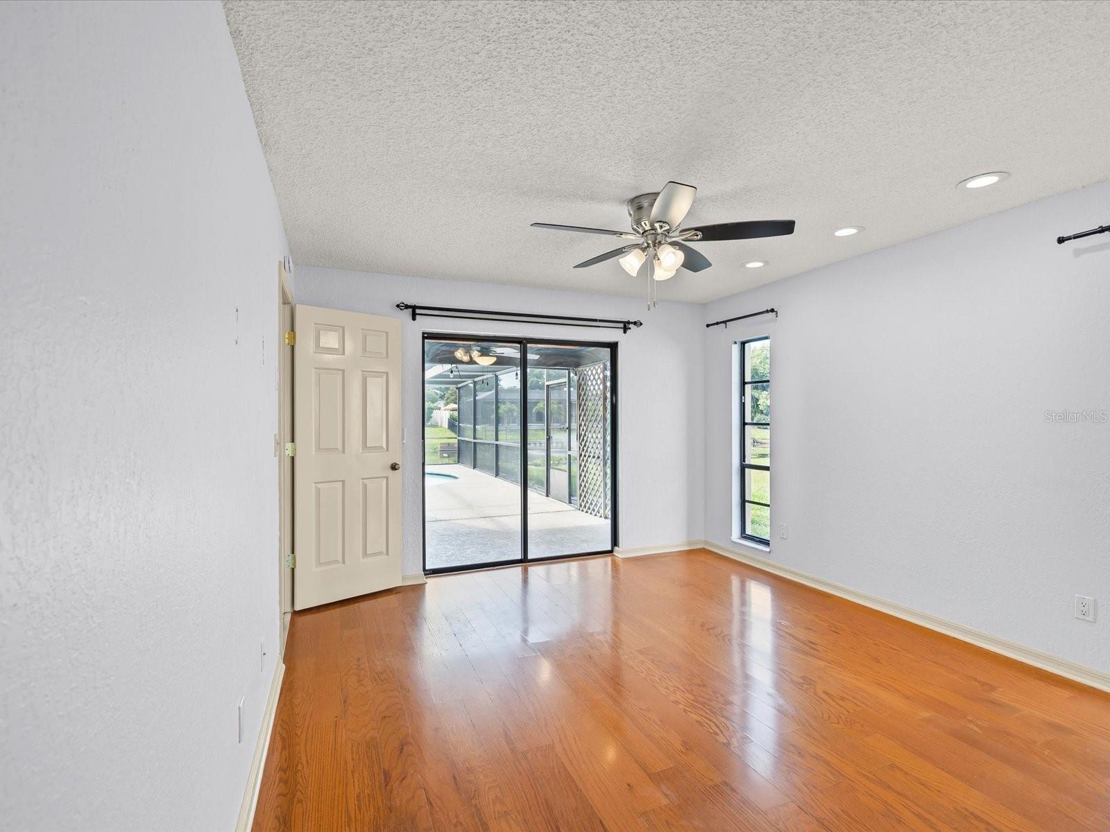 10843 HARBORSIDE DR, LARGO, FL, 33773