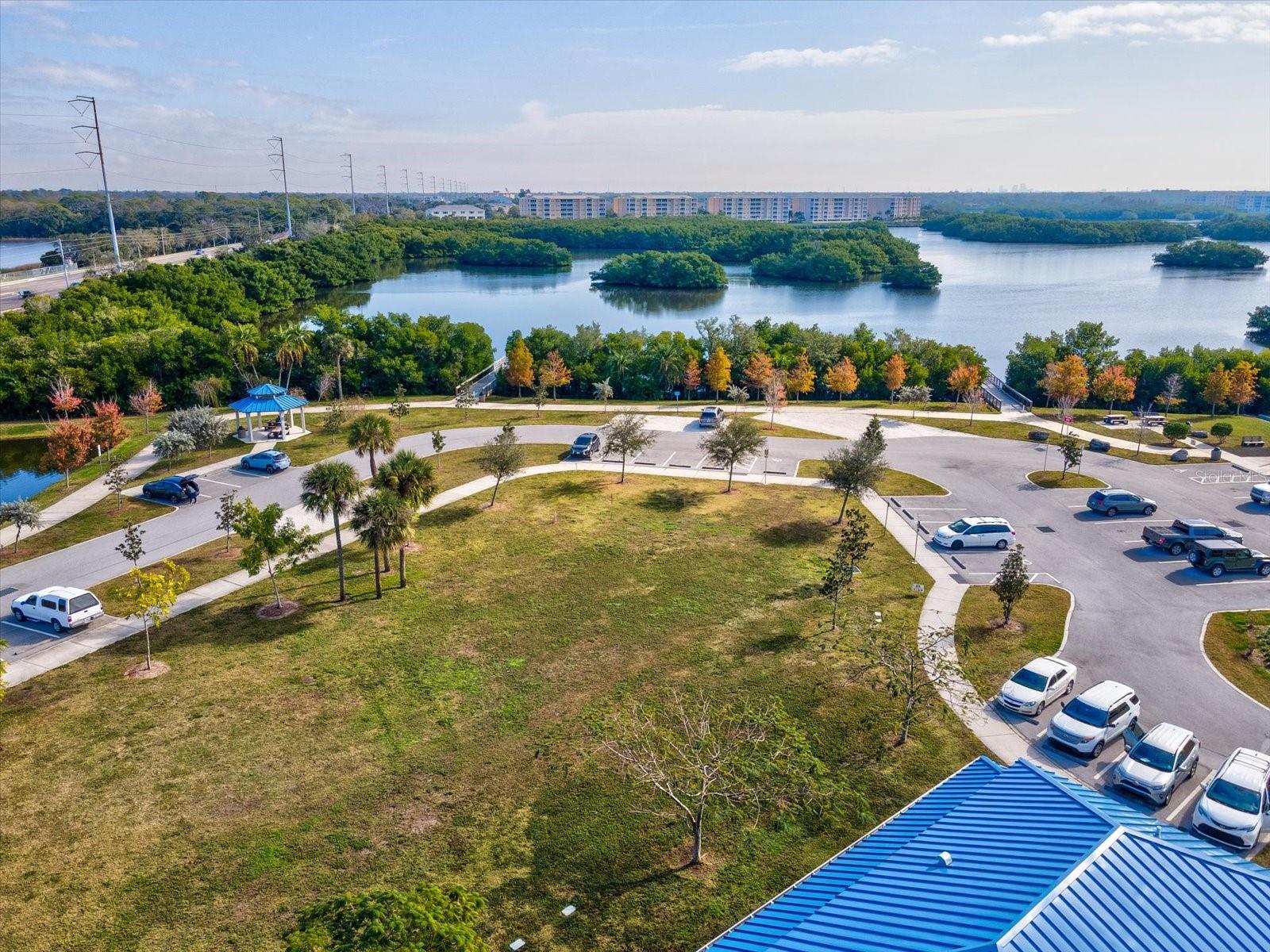10843 HARBORSIDE DR, LARGO, FL, 33773