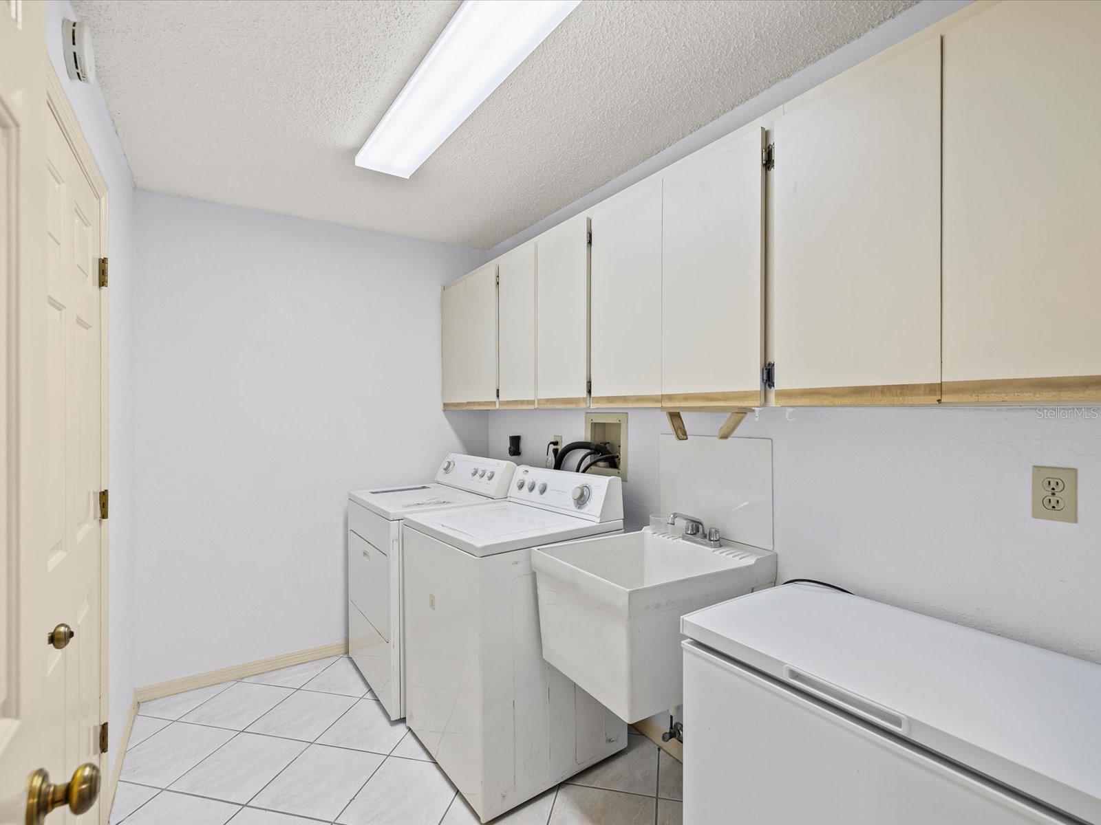 10843 HARBORSIDE DR, LARGO, FL, 33773