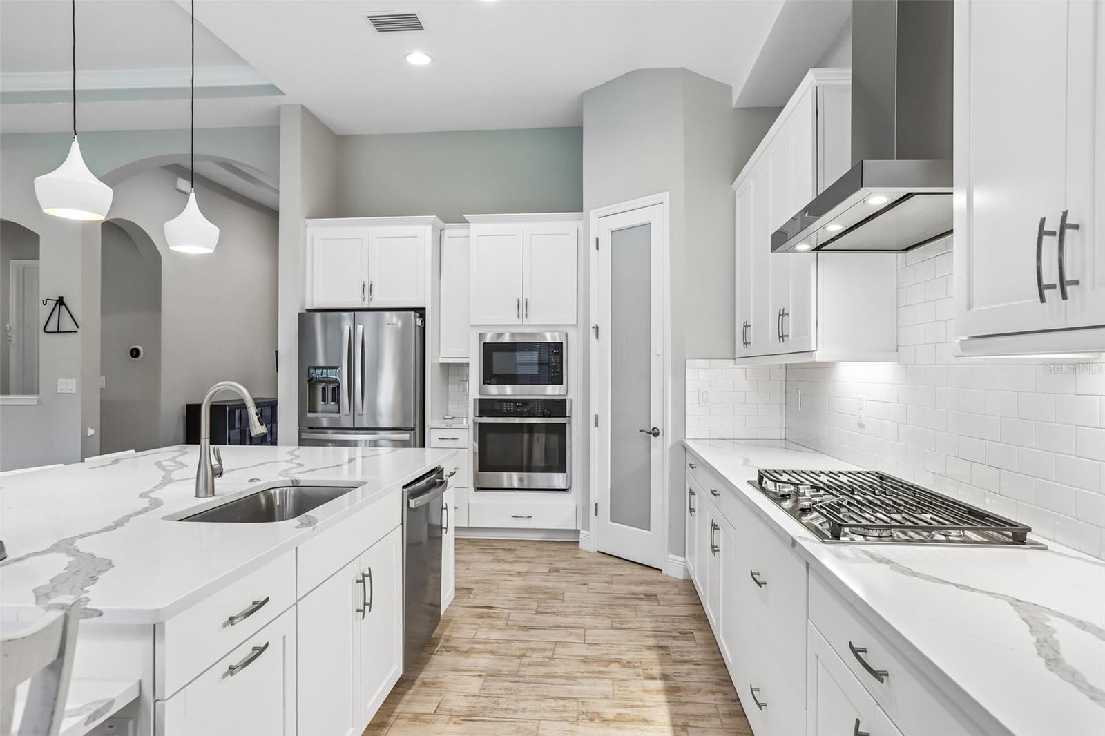 14142 SWISS BRIDGE DR, RIVERVIEW, FL, 33579