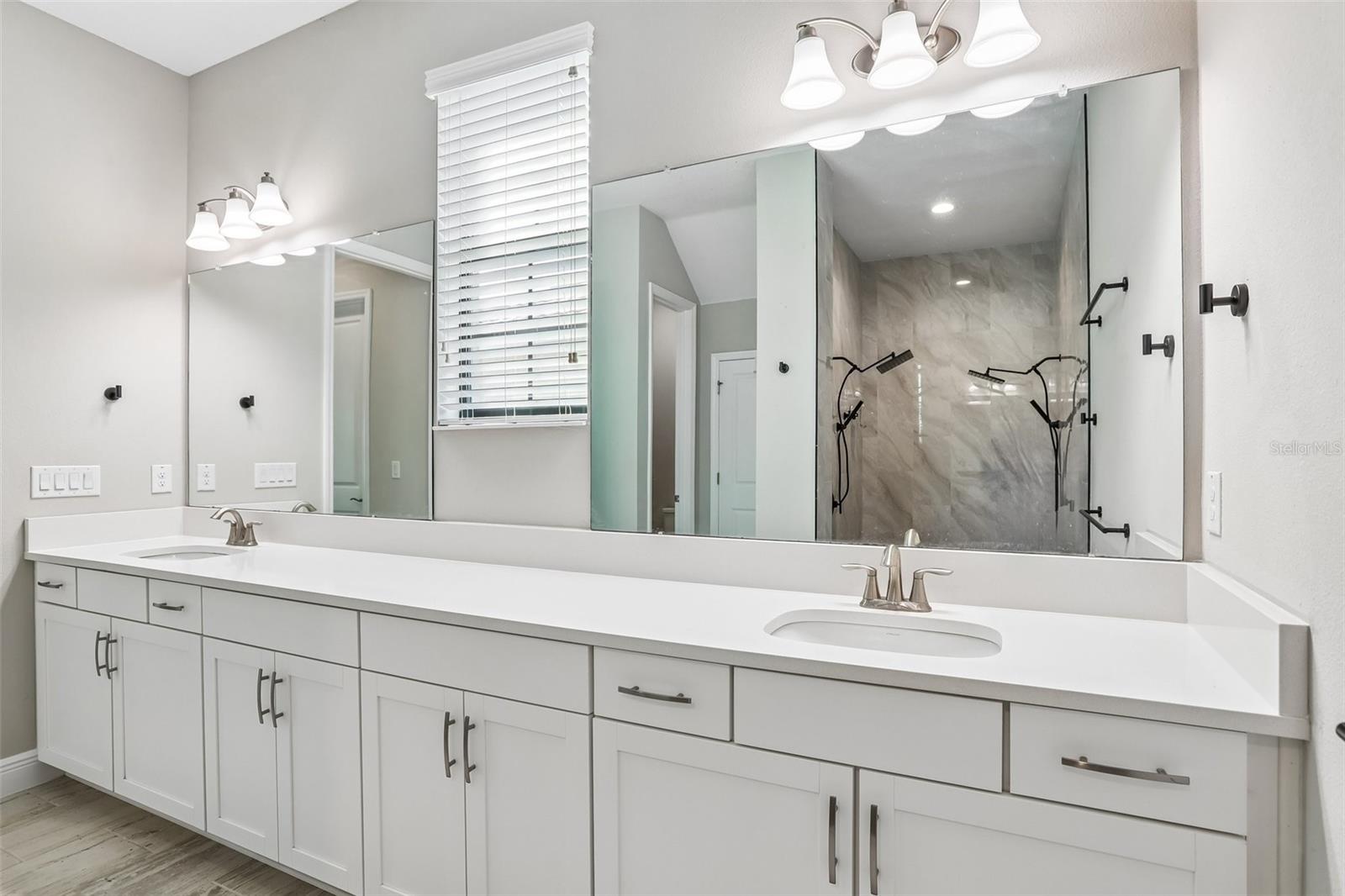 14142 SWISS BRIDGE DR, RIVERVIEW, FL, 33579