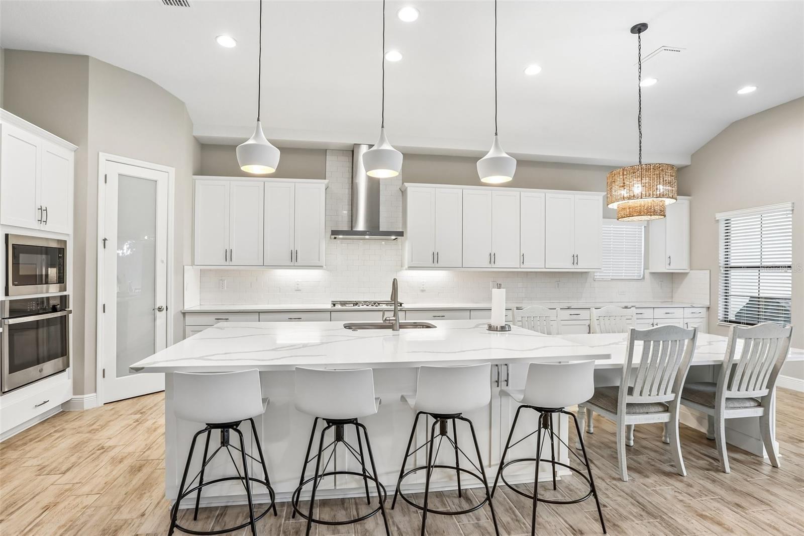 14142 SWISS BRIDGE DR, RIVERVIEW, FL, 33579