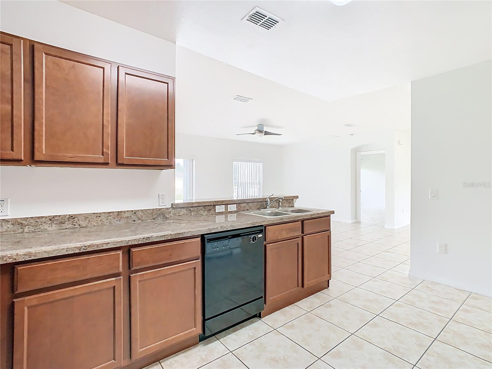 4044 MARINA ISLE DR, KISSIMMEE, FL, 34746