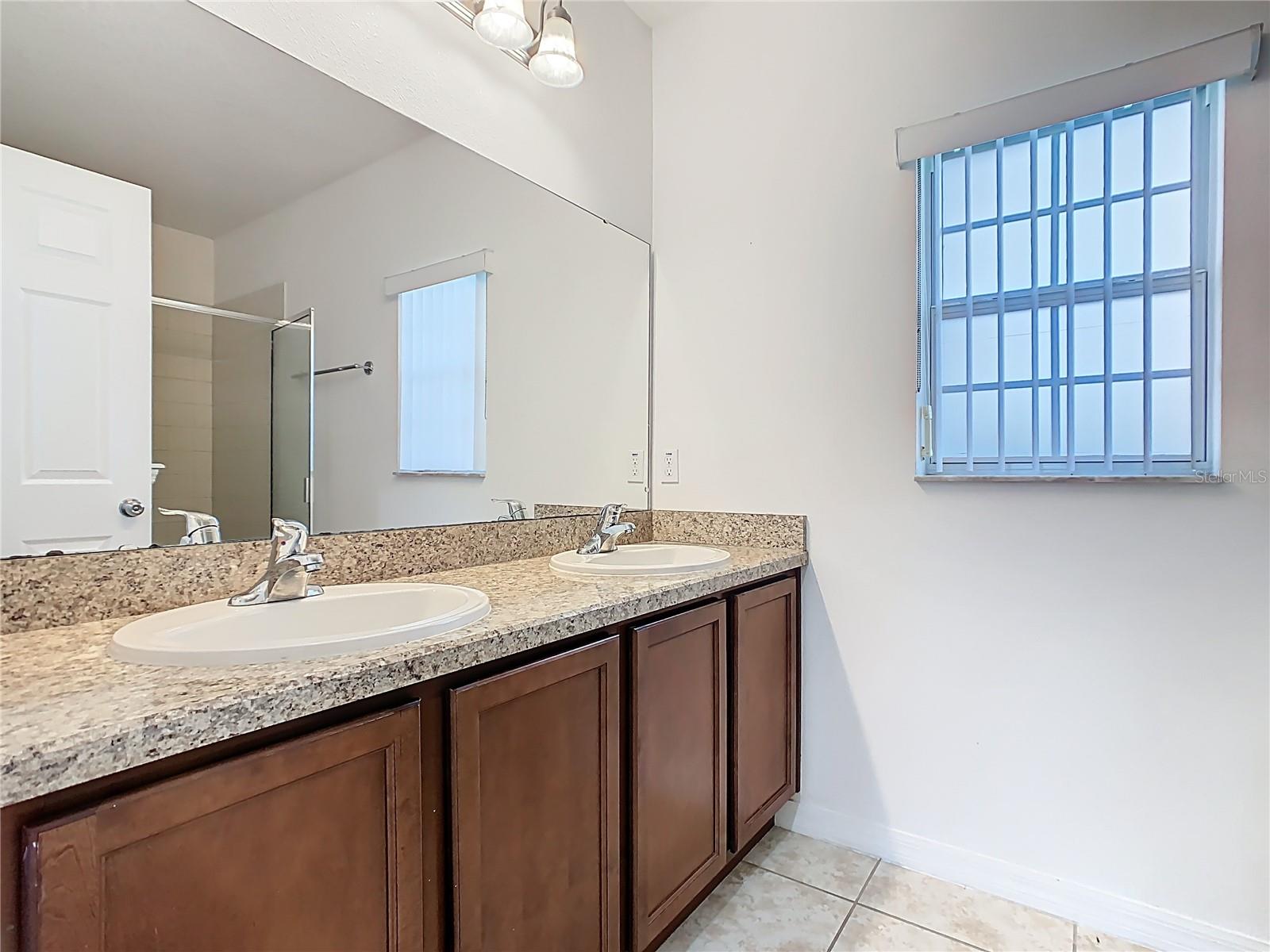 4044 MARINA ISLE DR, KISSIMMEE, FL, 34746