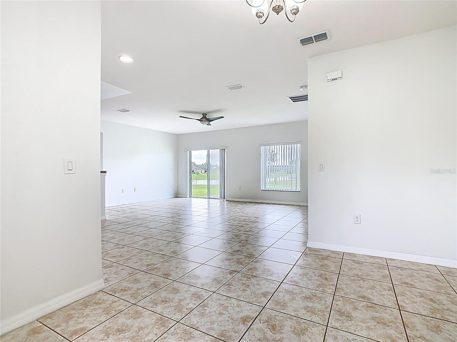 4044 MARINA ISLE DR, KISSIMMEE, FL, 34746