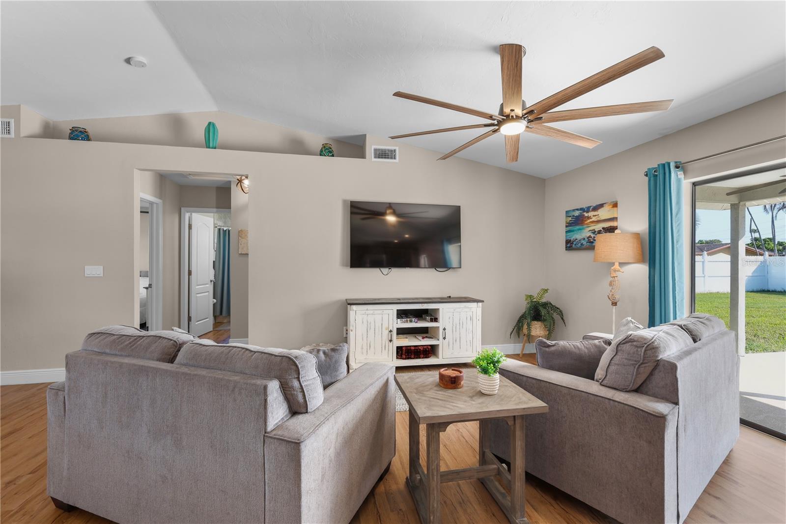 4115 SE 10TH PL, CAPE CORAL, FL, 33904