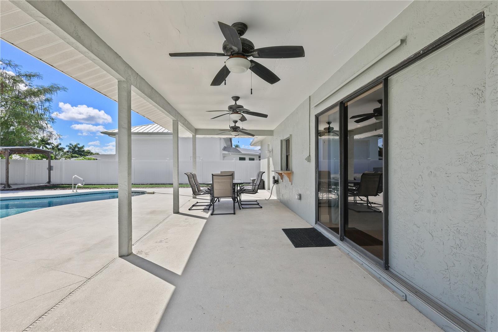 4115 SE 10TH PL, CAPE CORAL, FL, 33904