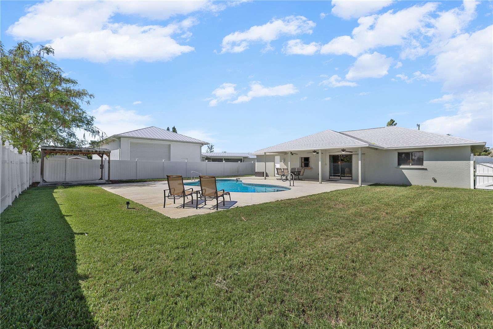 4115 SE 10TH PL, CAPE CORAL, FL, 33904