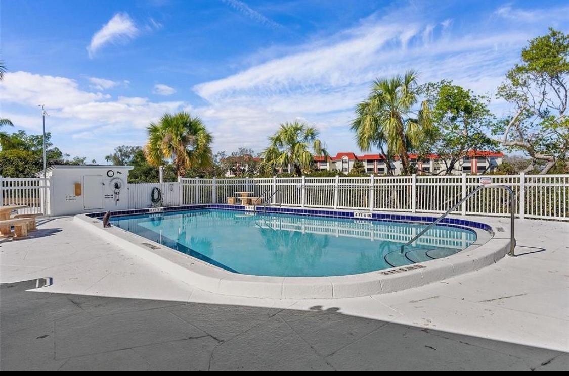 4510 OVERLOOK DR NE #225, ST PETERSBURG, FL, 33703