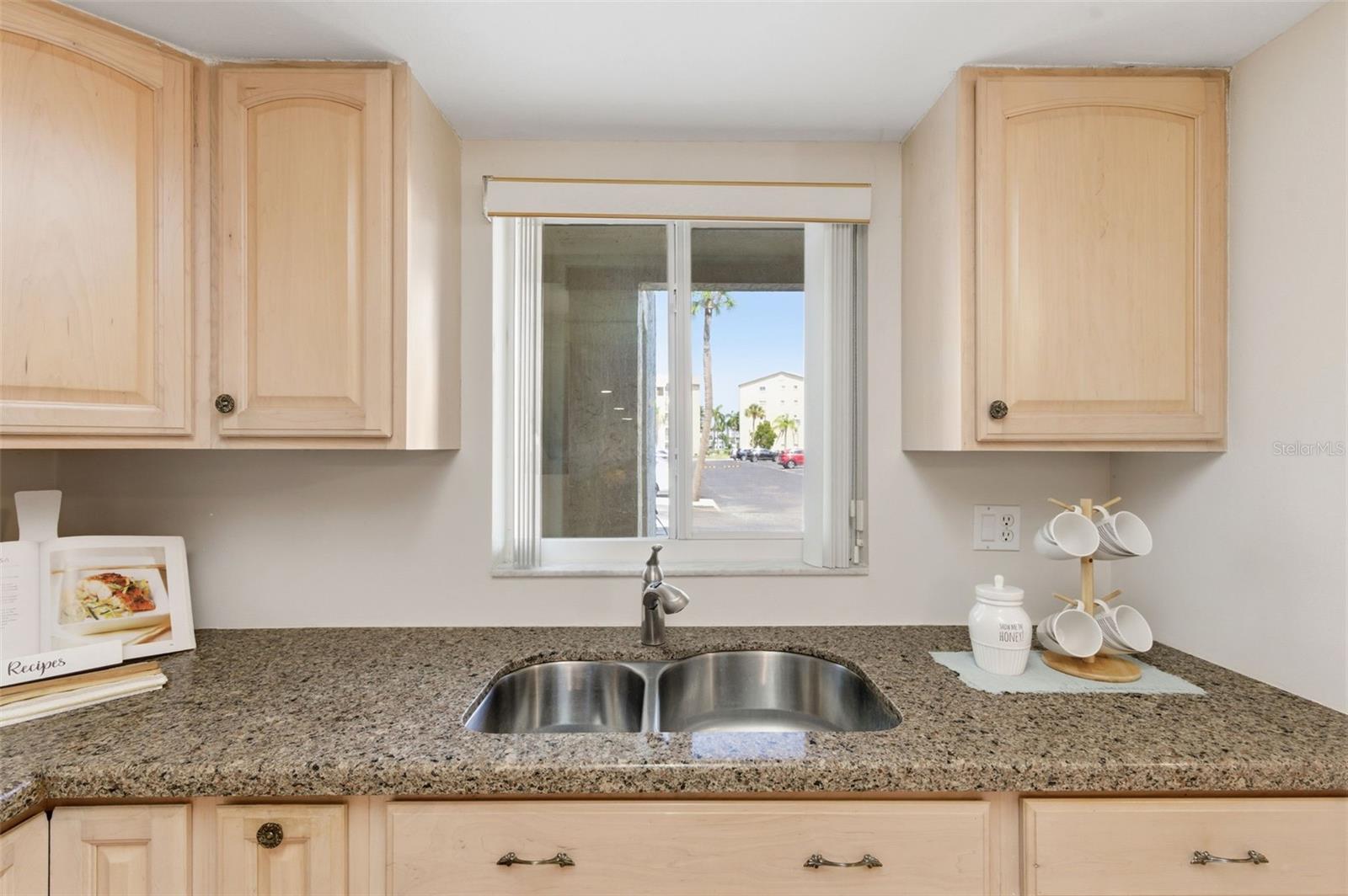 3500 LAKE BAYSHORE DR #K 101, BRADENTON, FL, 34205