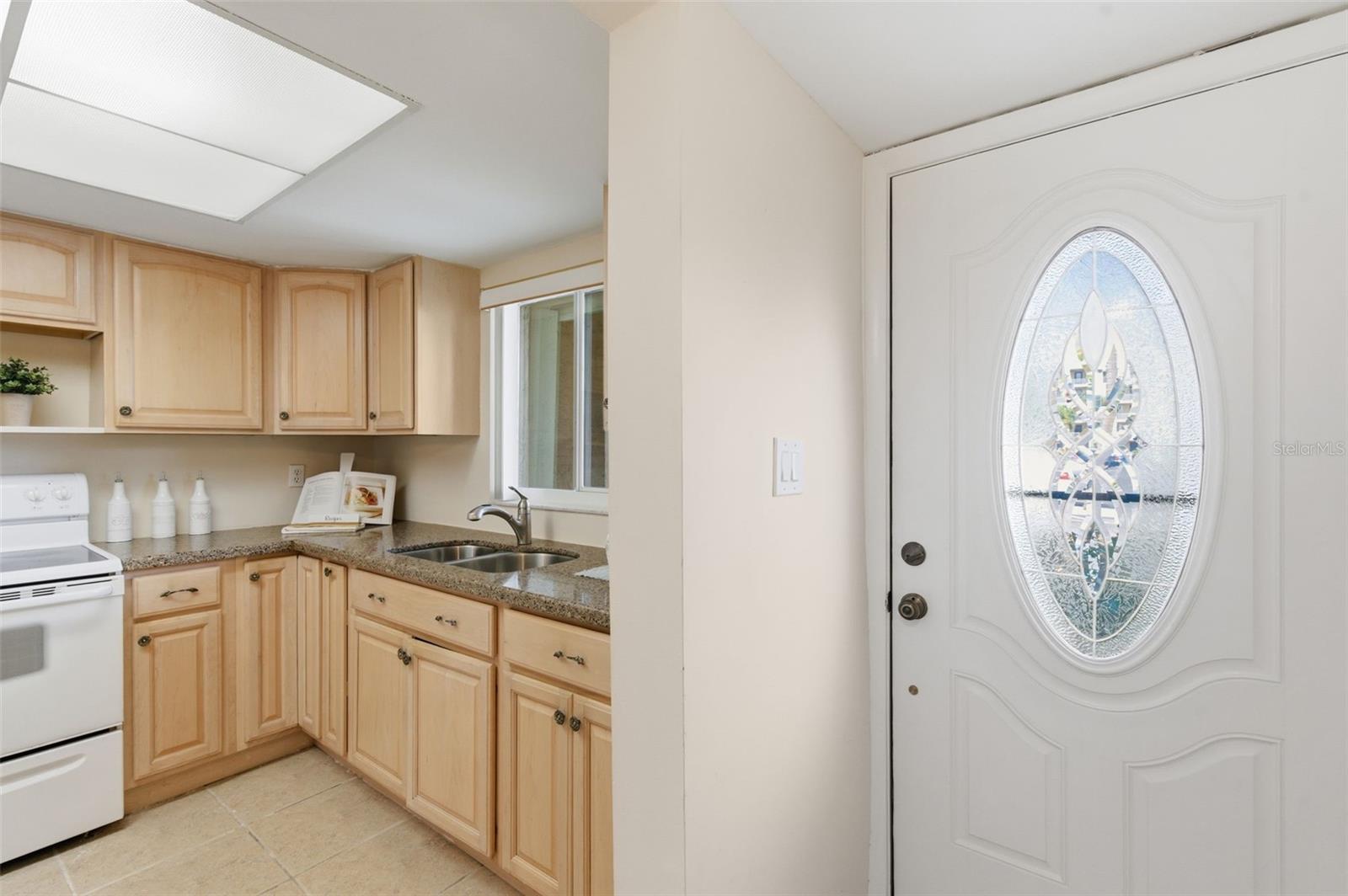 3500 LAKE BAYSHORE DR #K 101, BRADENTON, FL, 34205