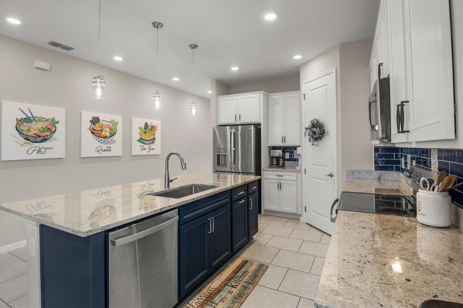 125 CRESTVIEW LN, DUNDEE, FL, 33838