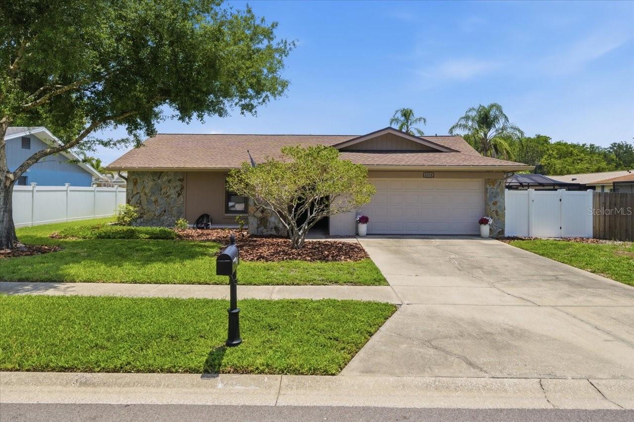 4218 HOLLOWTRAIL DR, TAMPA, FL, 33624