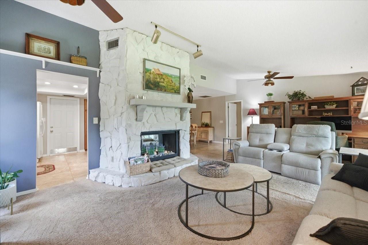 4218 HOLLOWTRAIL DR, TAMPA, FL, 33624