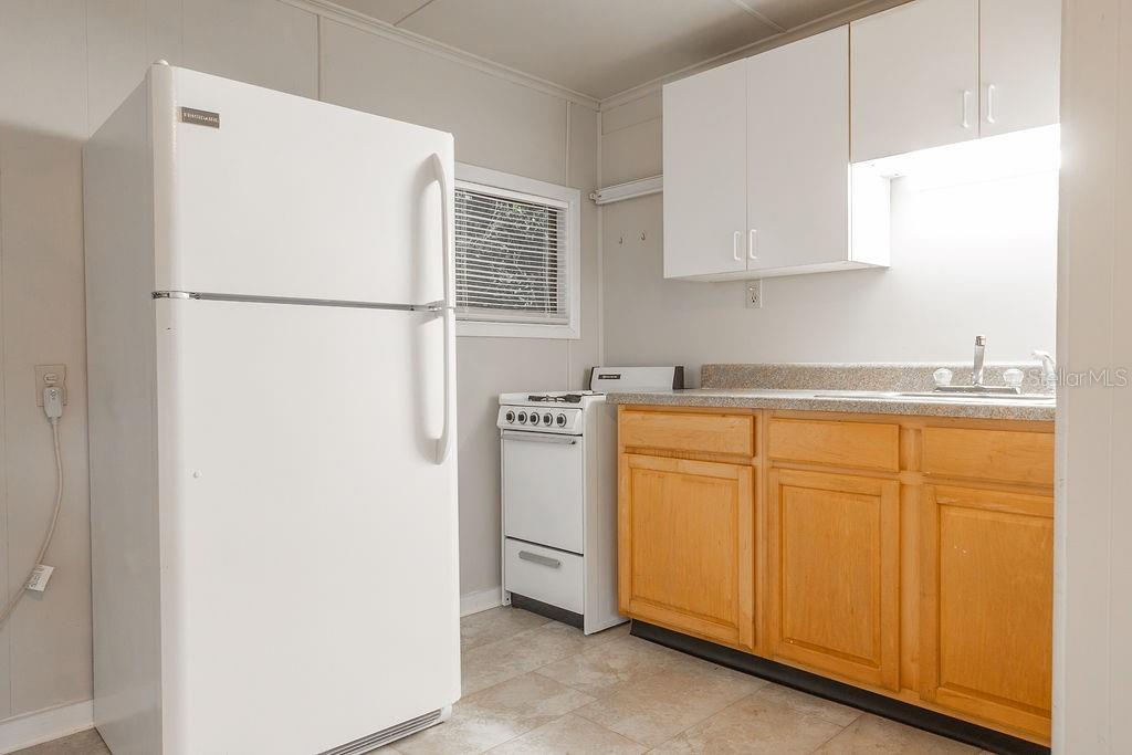 220 N ADELLE AVE #B, DELAND, FL, 32720