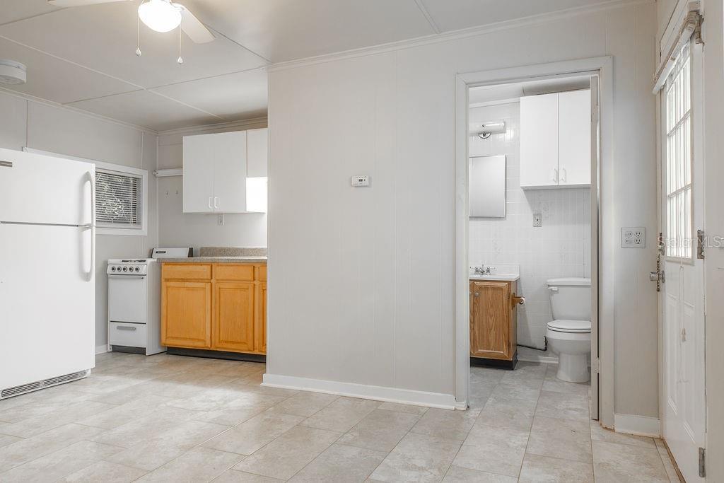 220 N ADELLE AVE #B, DELAND, FL, 32720