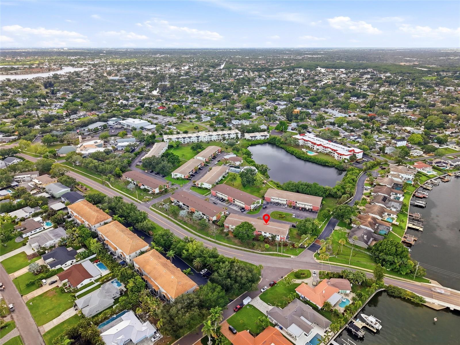 4570 OVERLOOK DR NE #284, ST PETERSBURG, FL, 33703
