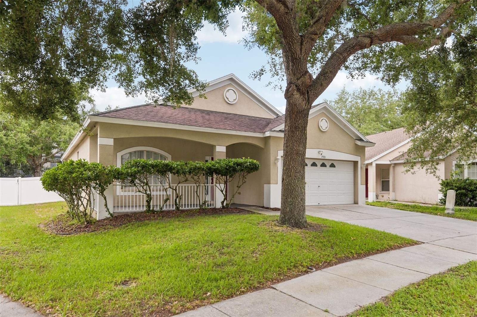7926 TERRACE RIDGE DR, TEMPLE TERRACE, FL, 33637