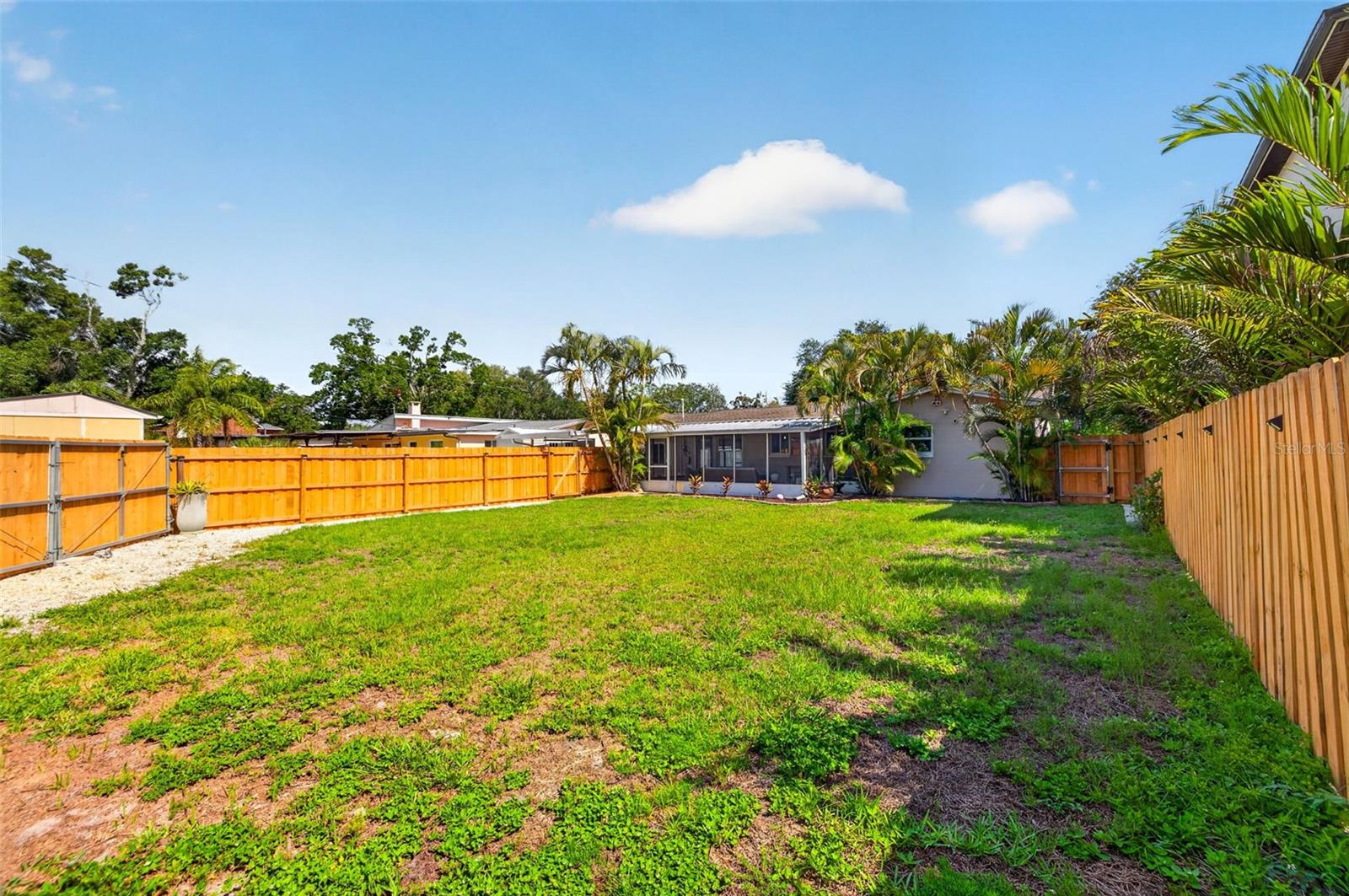 642 38TH AVE NE, ST PETERSBURG, FL, 33704