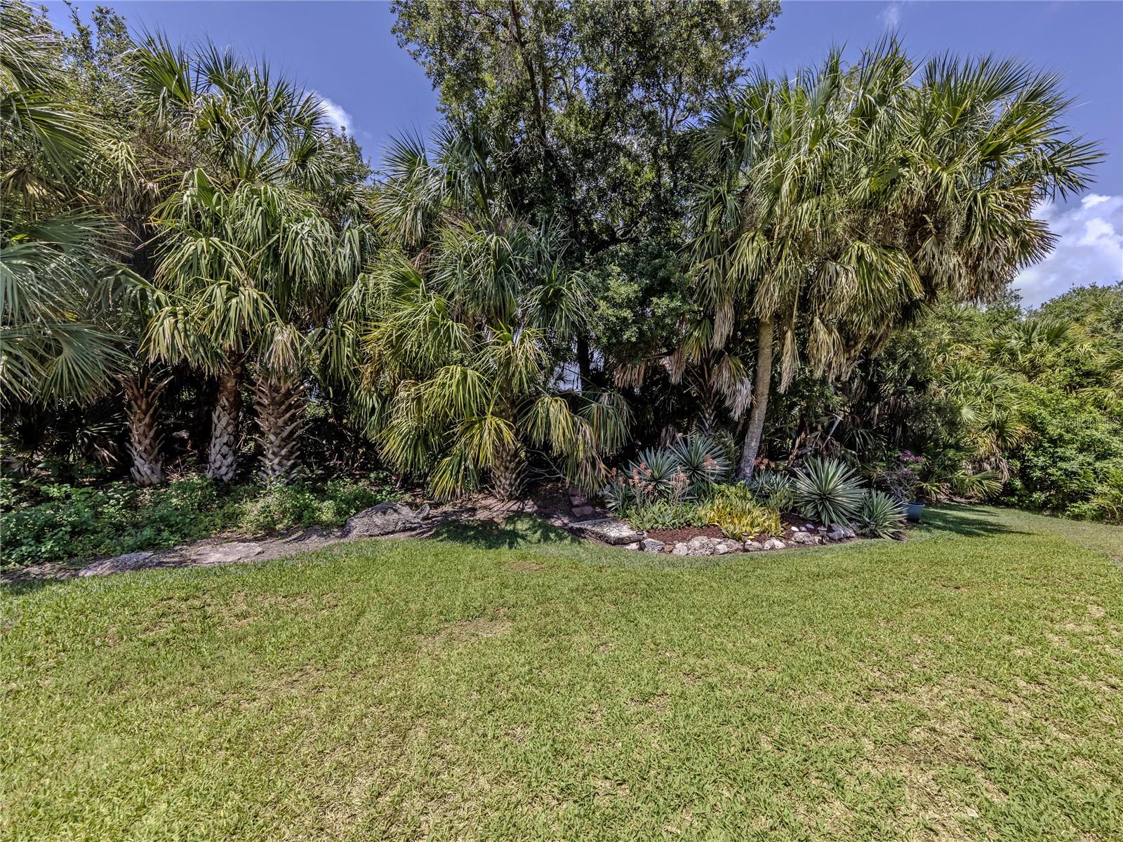 2030 MESIC HAMMOCK WAY, VENICE, FL, 34292