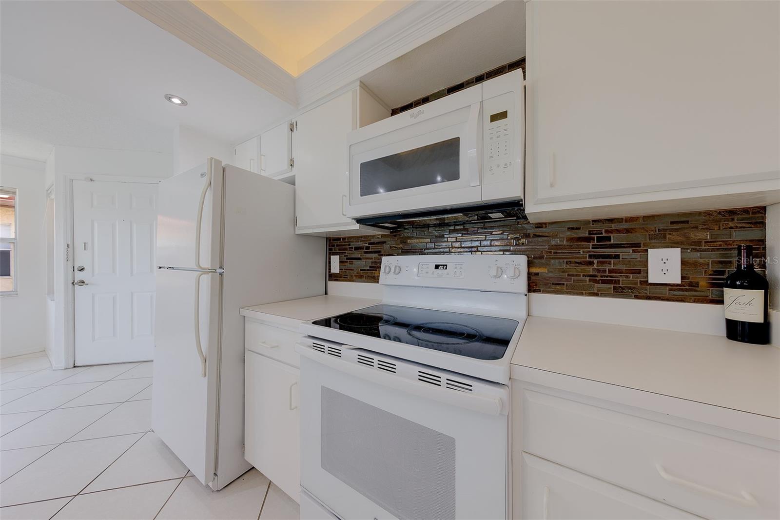 2400 FEATHER SOUND DR #928, CLEARWATER, FL, 33762